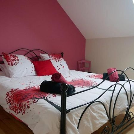 Chambre D Hote La Grange Pommiers-en-Forez Eksteriør billede